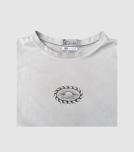 Retro sunset tee