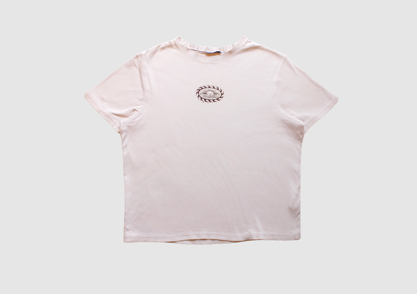 Retro sunset tee